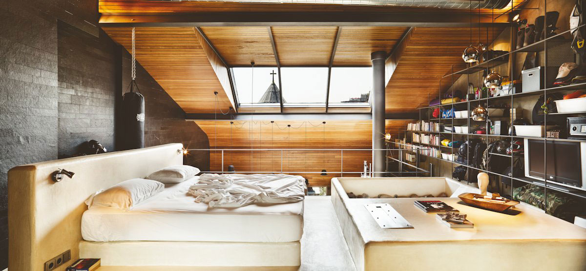 A Small Modern Industrial Apartment for a Bachelor in Istanbul, Turkey by Ofist (15)