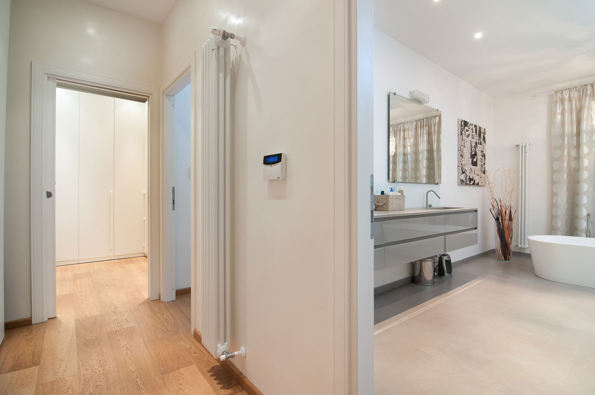 A Small and Refined Contemporary Apartment for a Couple and His Son in Rome by 3C+t Capolei Cavalli a.a. (12)