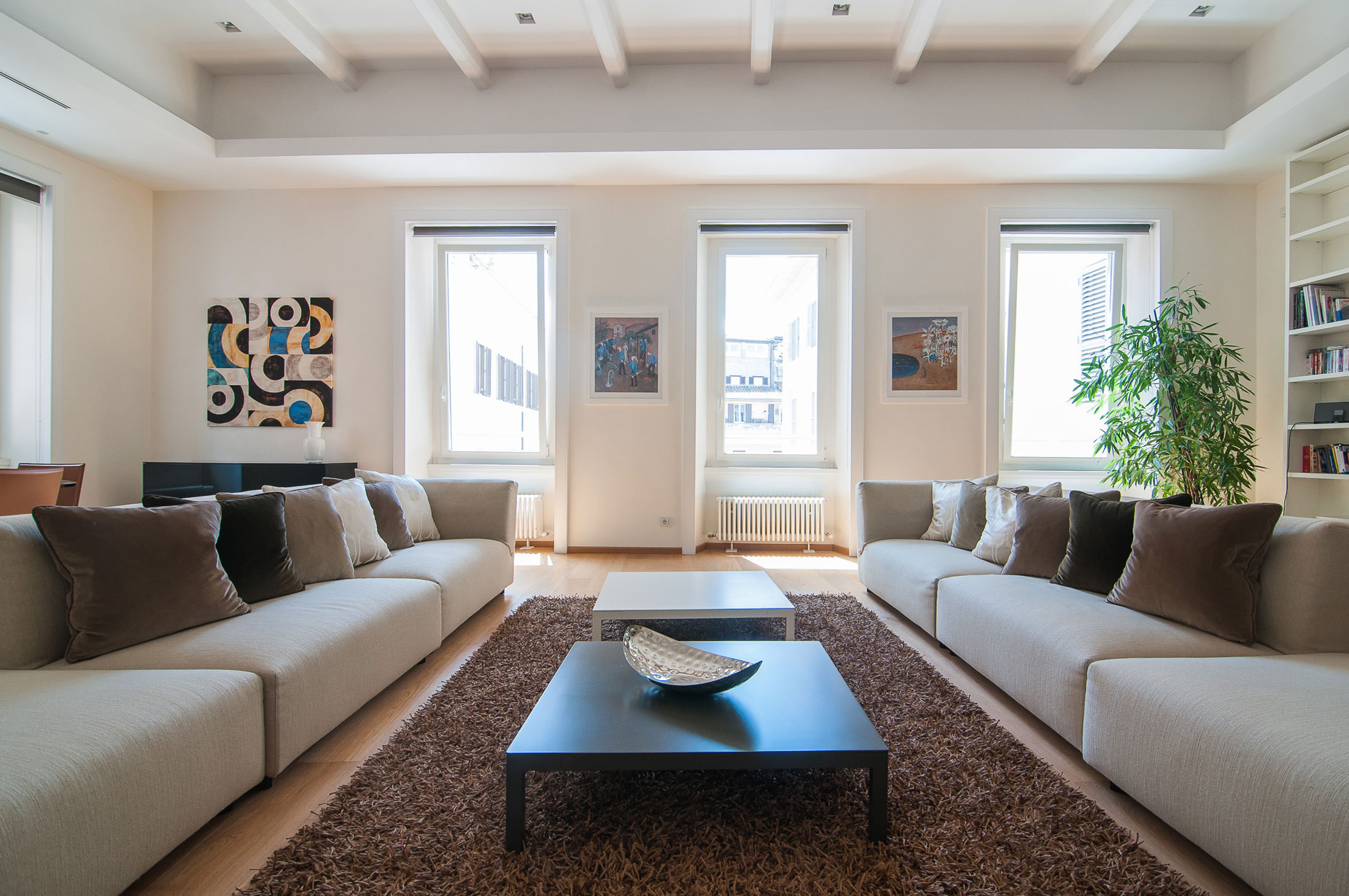 A Small and Refined Contemporary Apartment for a Couple and His Son in Rome by 3C+t Capolei Cavalli a.a. (3)