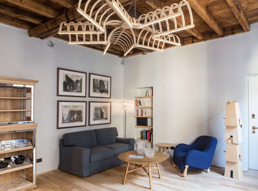 A Small and Rustic Apartment with Warm and Welcoming Interiors in Milan by Michele De Lucchi & Produzione Privata (1)