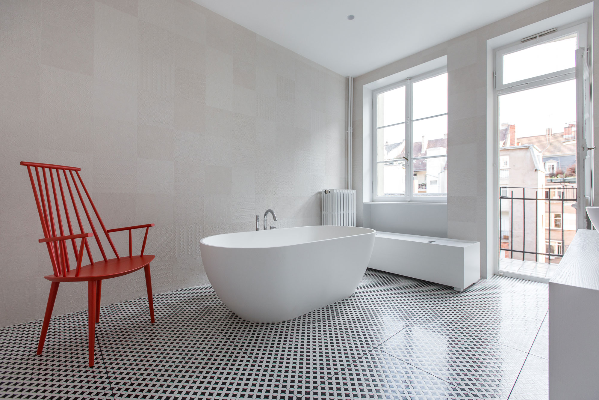 A Sophisticated Modern Apartment with Timeless Elegance in Strasbourg, France by YCL Studio (13)