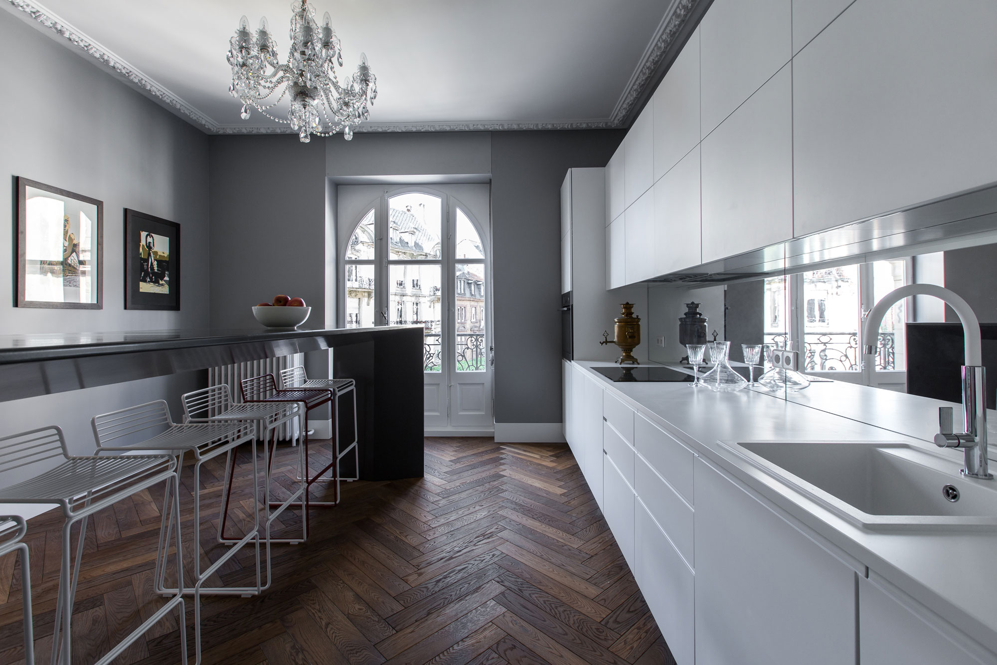 A Sophisticated Modern Apartment with Timeless Elegance in Strasbourg, France by YCL Studio (5)