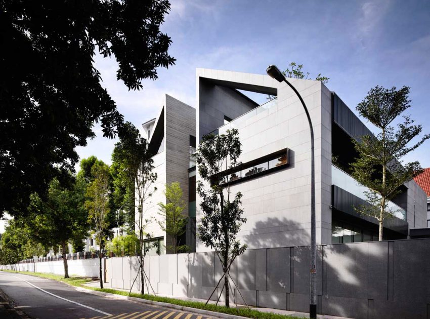 A Sophisticated Zen-Inspired House with Strong Lines and Geometric Shapes in Singapore by ONG&ONG (1)