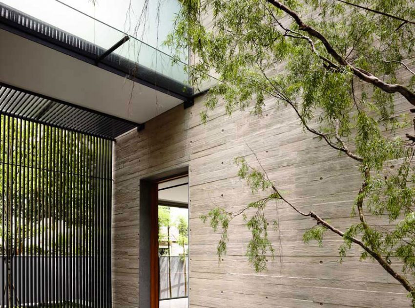 A Sophisticated Zen-Inspired House with Strong Lines and Geometric Shapes in Singapore by ONG&ONG (13)