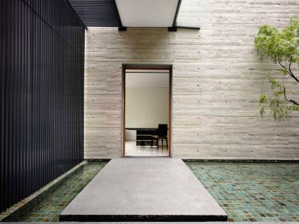 A Sophisticated Zen-Inspired House with Strong Lines and Geometric Shapes in Singapore by ONG&ONG (15)