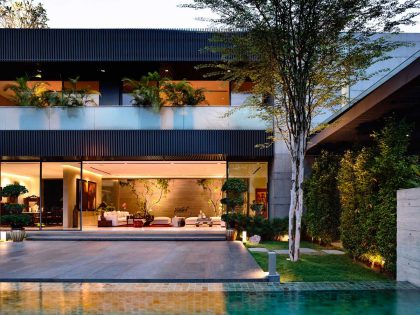 A Sophisticated Zen-Inspired House with Strong Lines and Geometric Shapes in Singapore by ONG&ONG (19)
