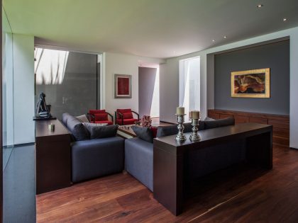 A Spacious Contemporary Home with Elegant Interiors in Zapopan by Almazán Arquitectos Asociados (24)