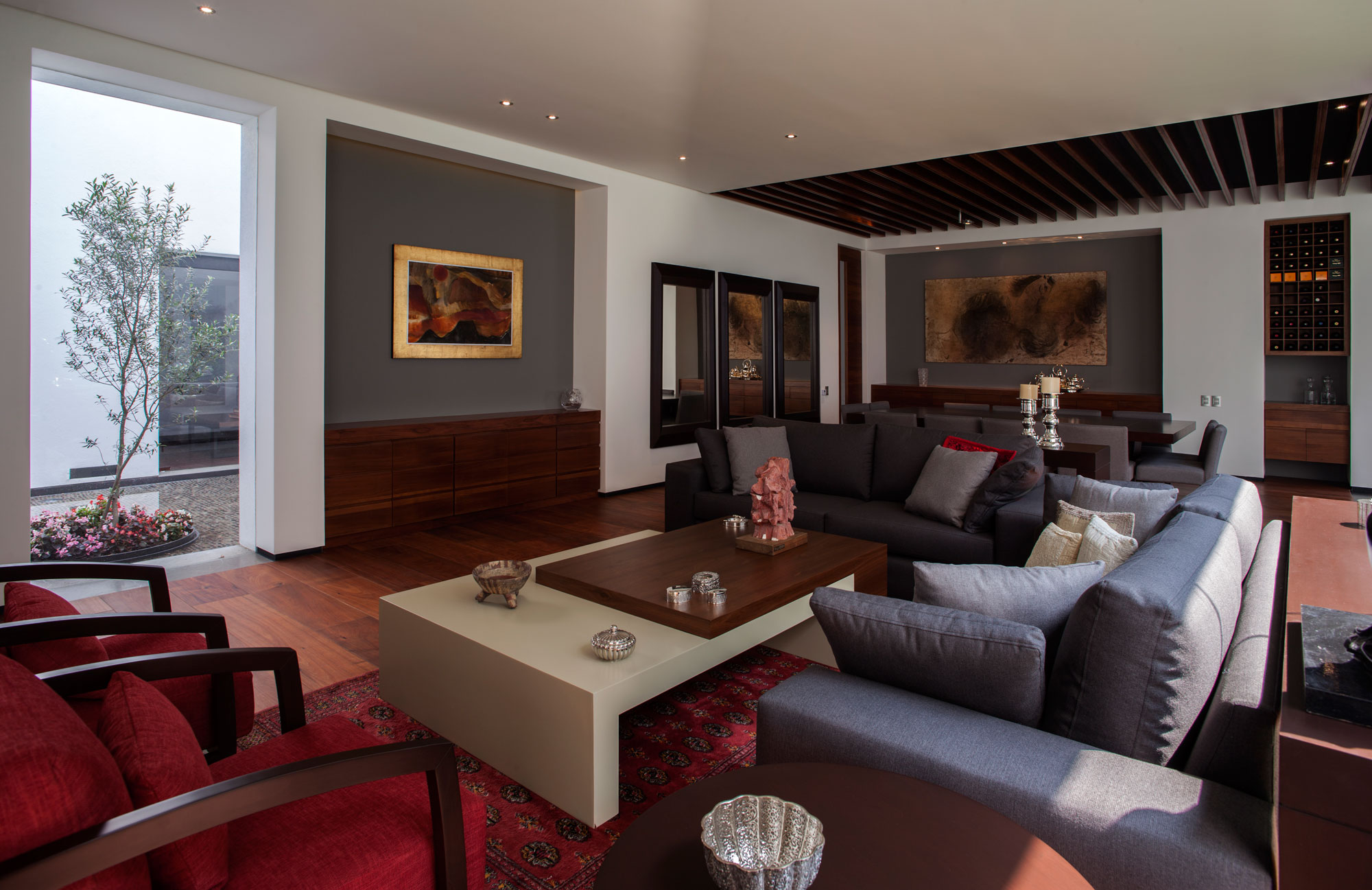 A Spacious Contemporary Home with Elegant Interiors in Zapopan by Almazán Arquitectos Asociados (27)