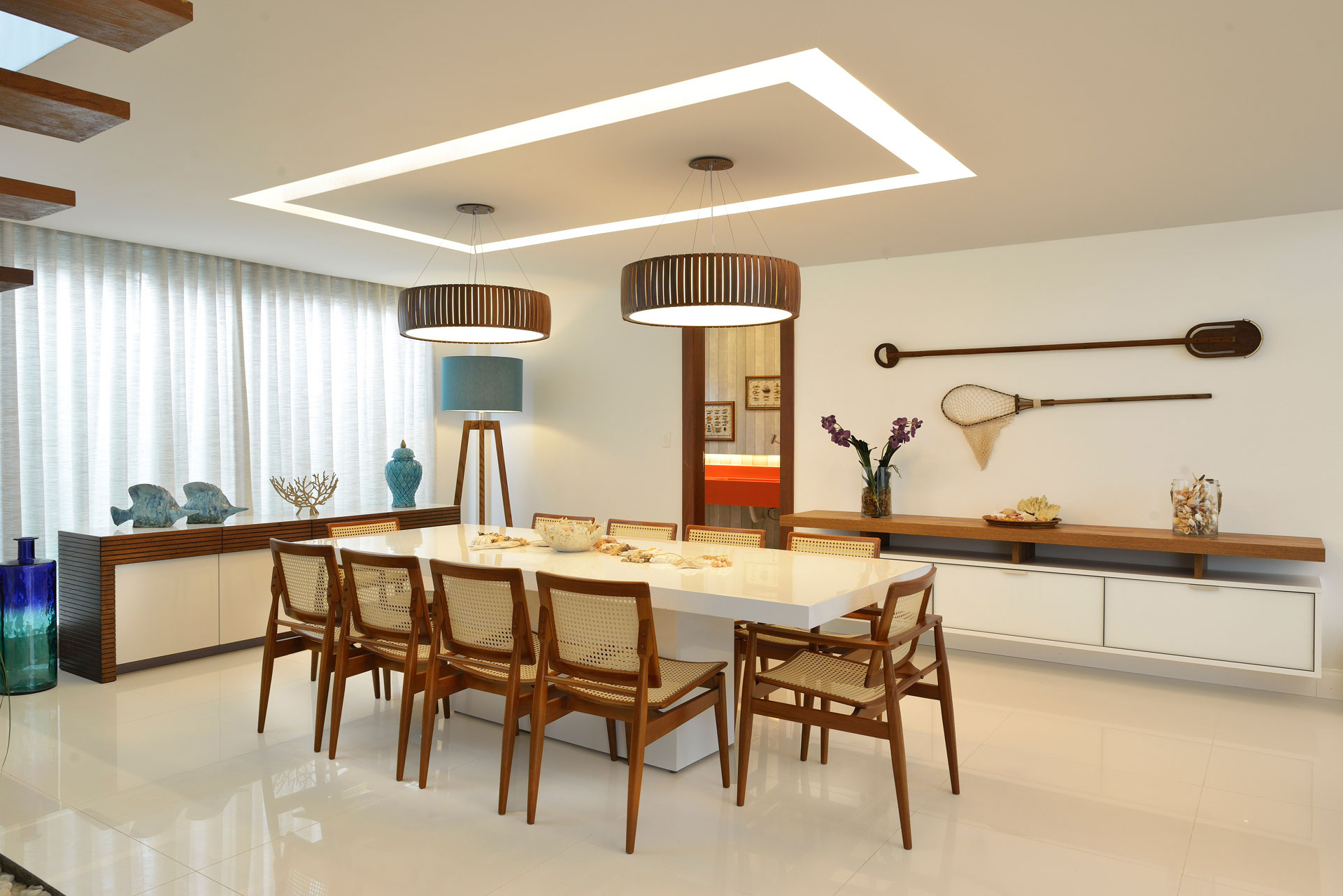 A Spacious Contemporary Home with Nautical Theme in Bahia, Brazil by Pinheiro Martinez Arquitetura (19)