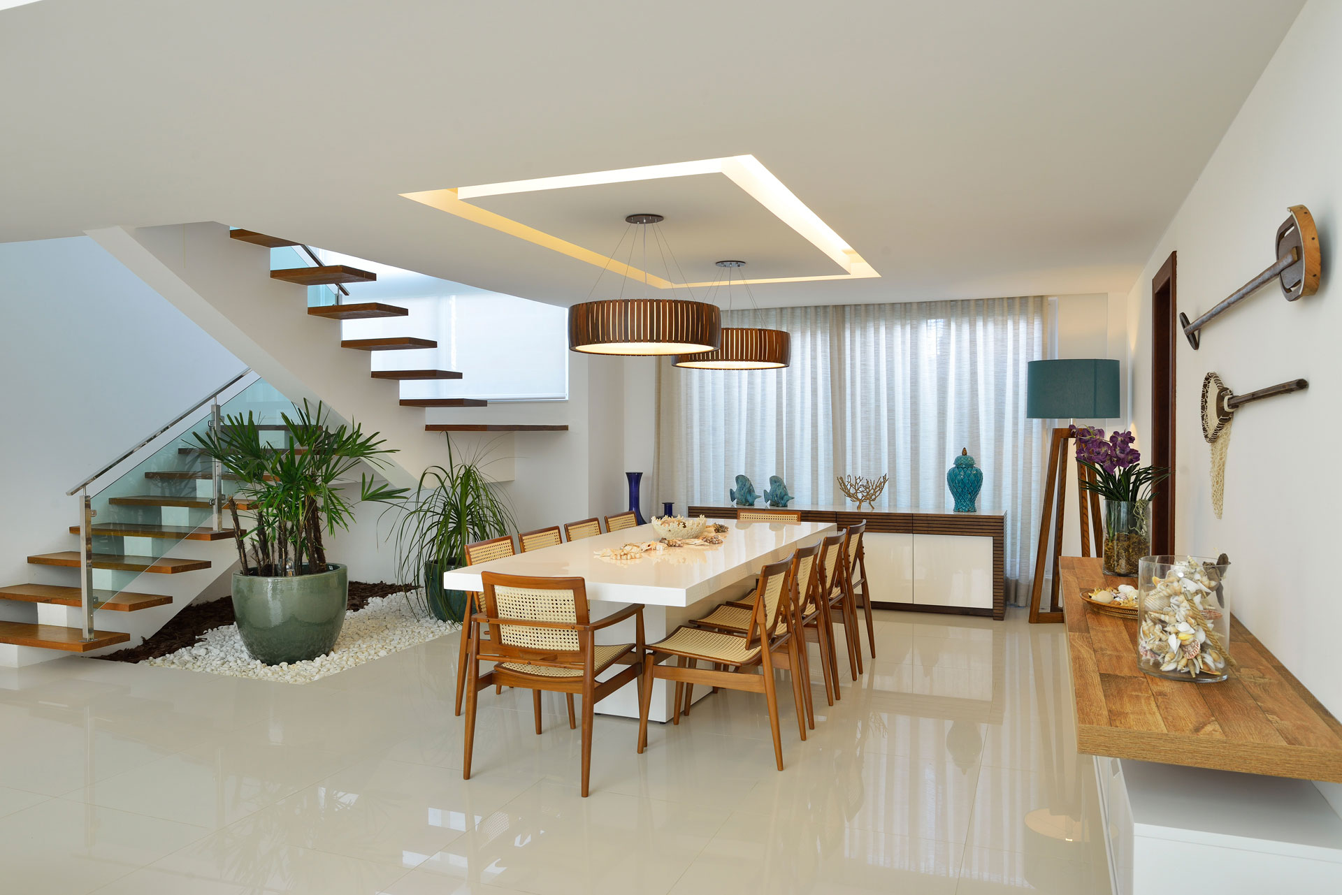 A Spacious Contemporary Home with Nautical Theme in Bahia, Brazil by Pinheiro Martinez Arquitetura (20)