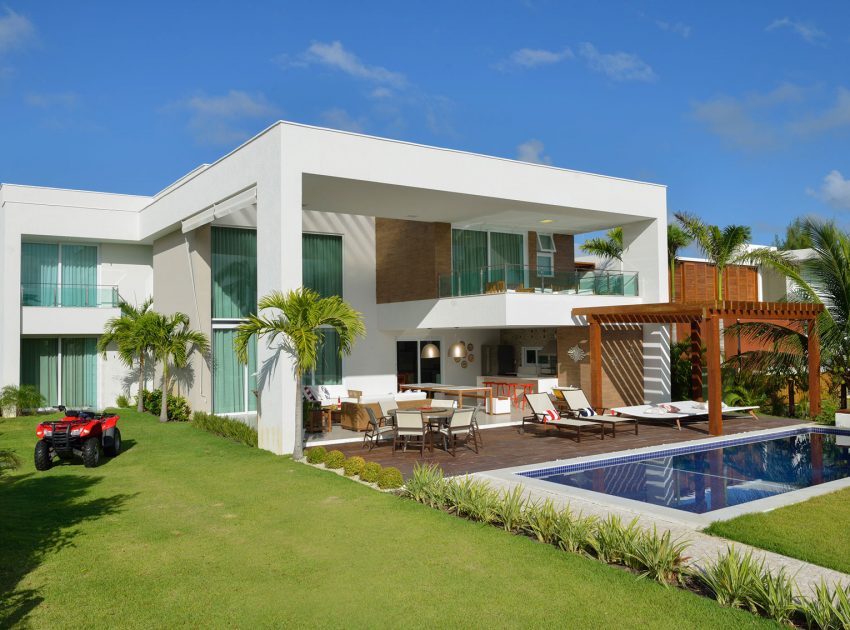 A Spacious Contemporary Home with Nautical Theme in Bahia, Brazil by Pinheiro Martinez Arquitetura (3)