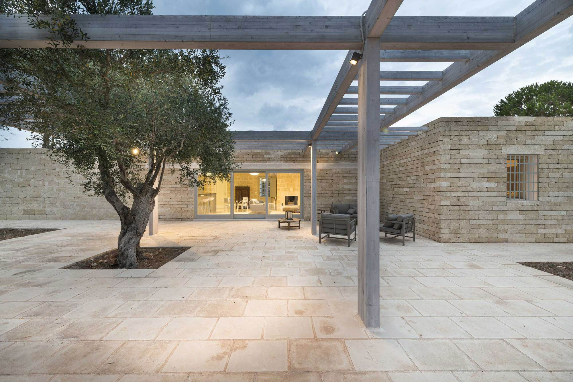 A Spacious Contemporary Home with Rustic and Unique Elements in Salve, Italy by Massimo Iosa Ghini (15)