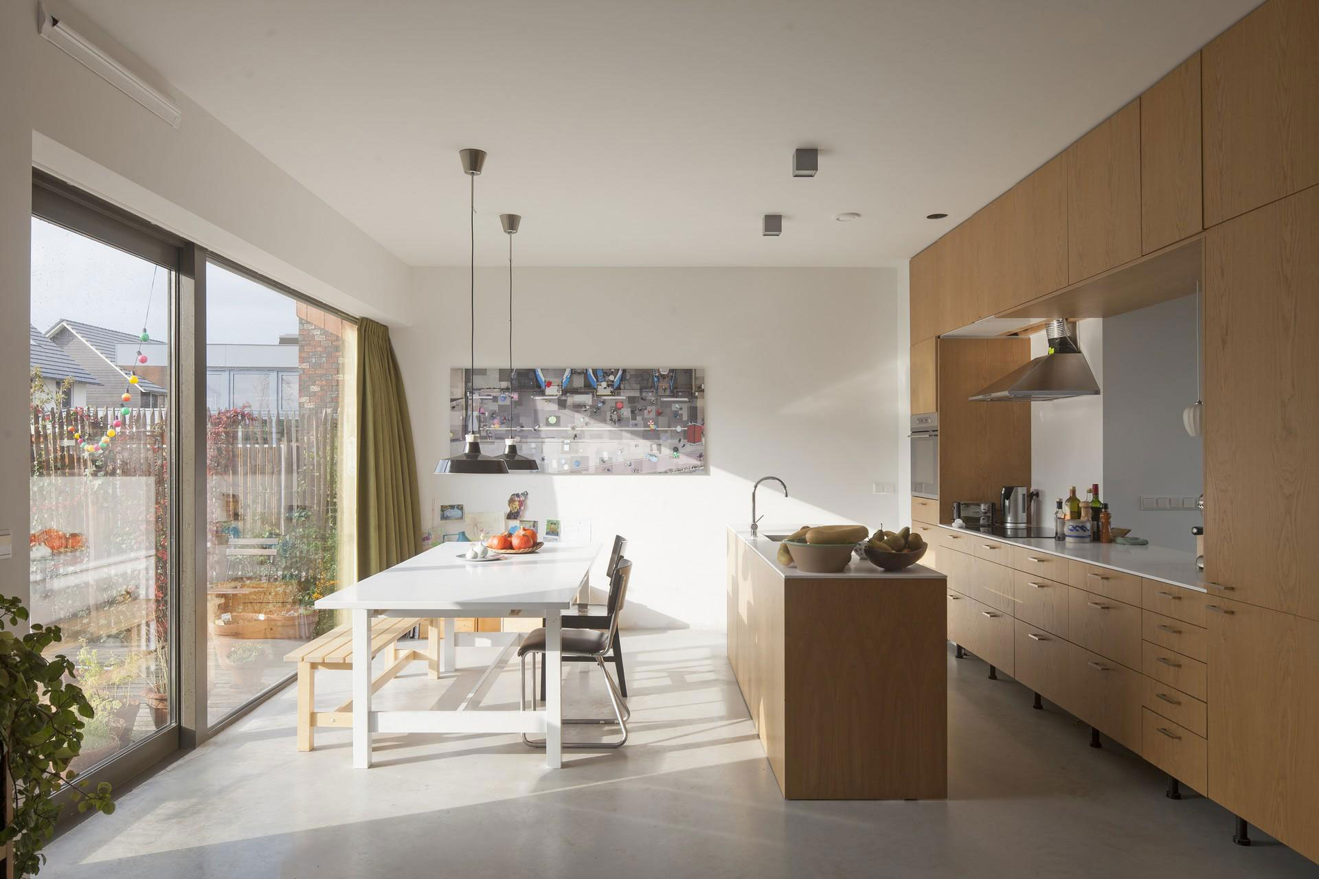 A Spacious Family Friendly Home with Magnificent Views in Almere, The Netherlands by 70F (11)