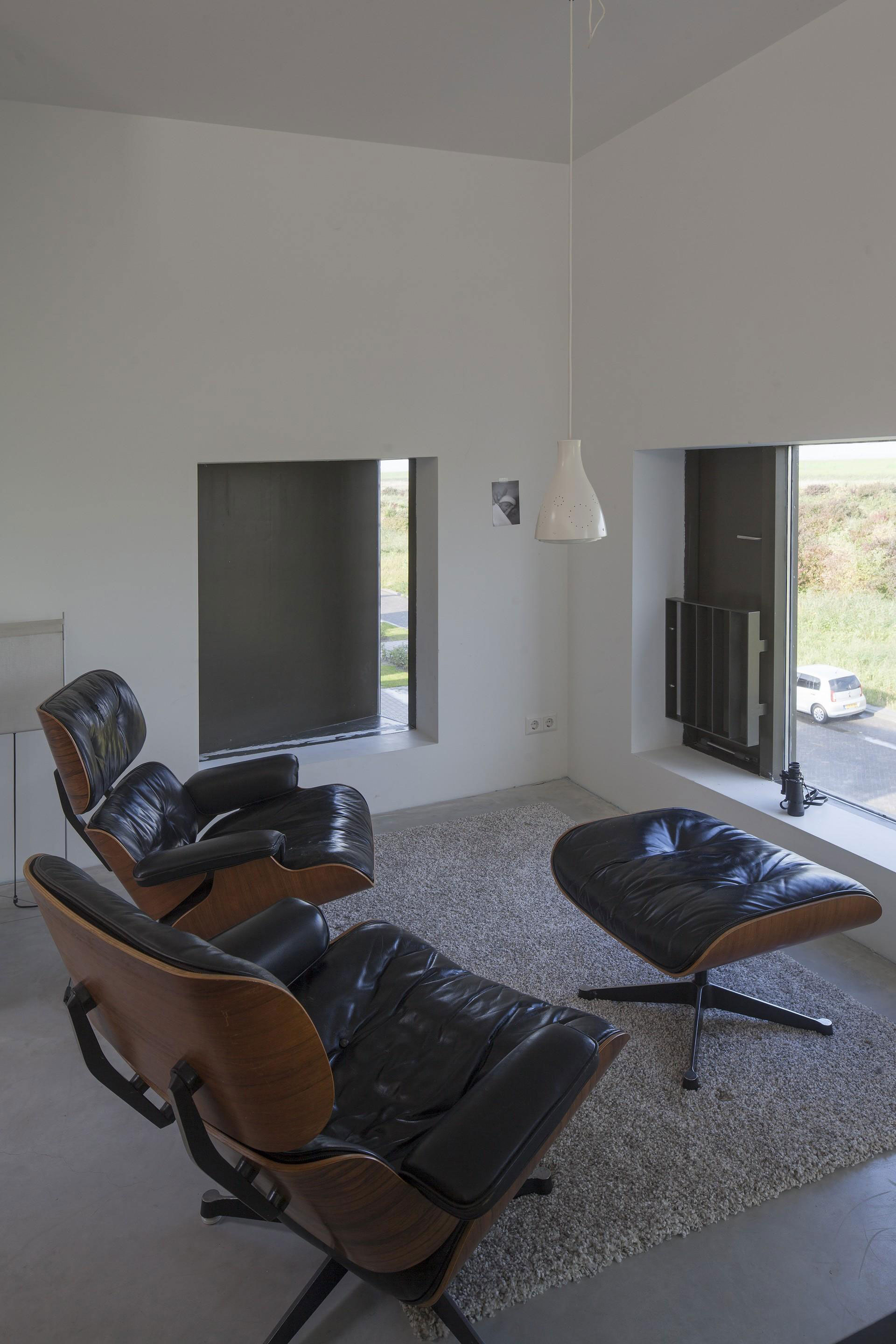 A Spacious Family Friendly Home with Magnificent Views in Almere, The Netherlands by 70F (18)