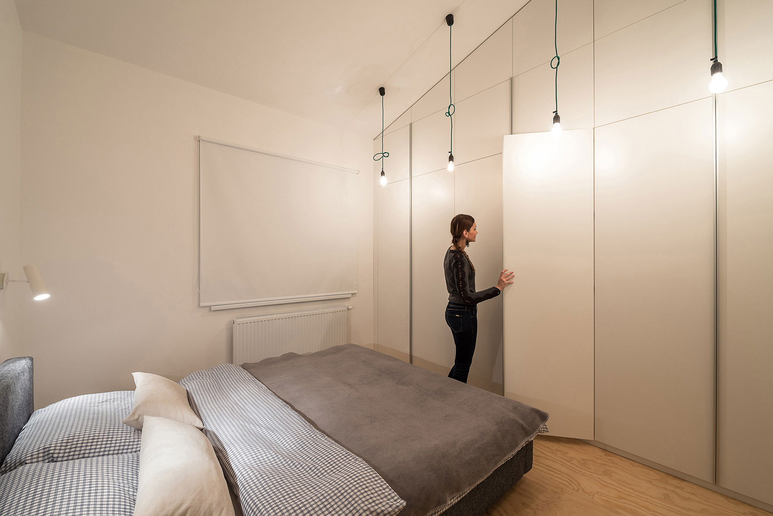 A Spacious Modern Apartment with a Marked Industrial Style in Bratislava by RULES architects (17)