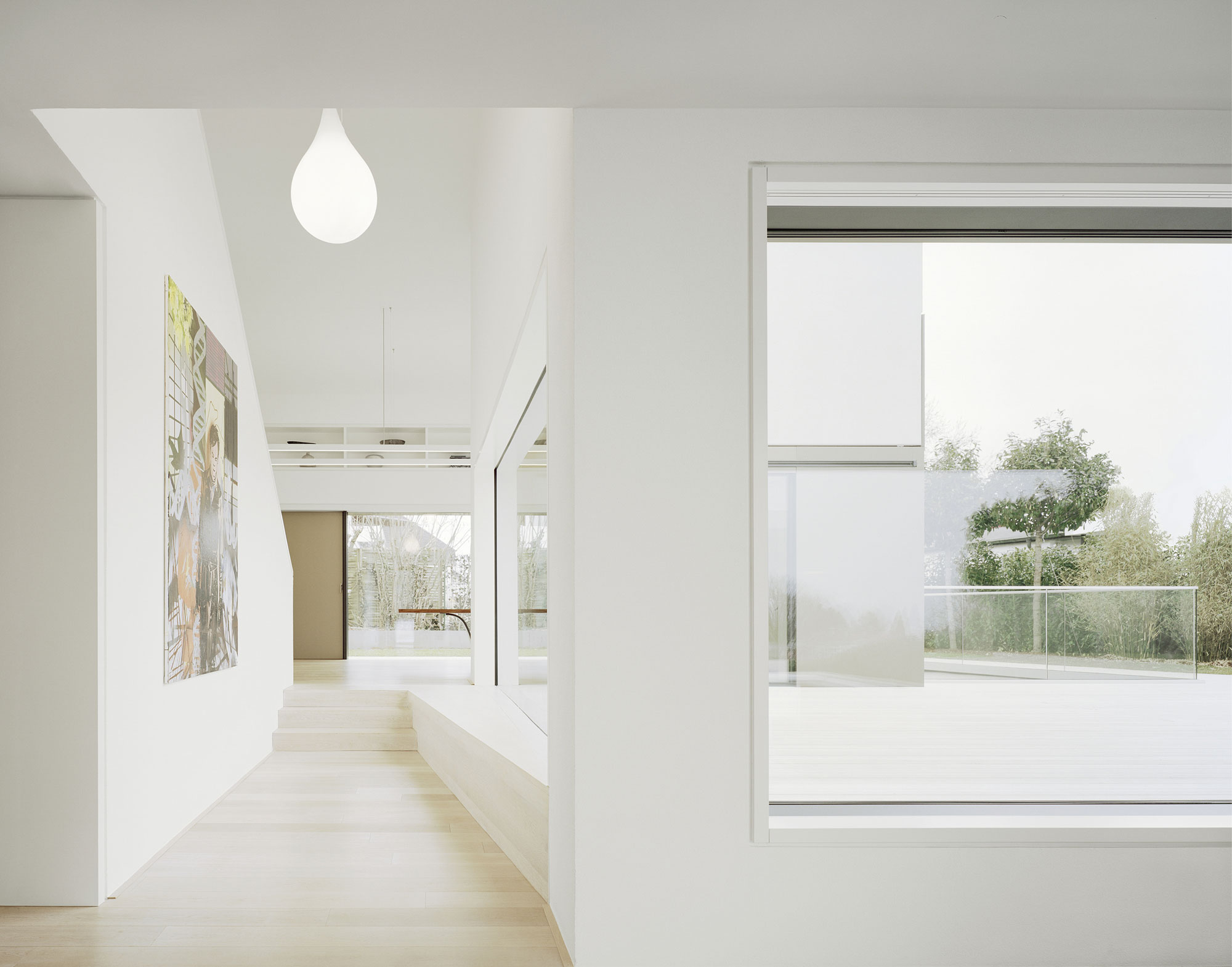 A Spacious Modern House with a Relaxing Decor Done in White in Tübingen, Germany by Steimle Architekten (10)