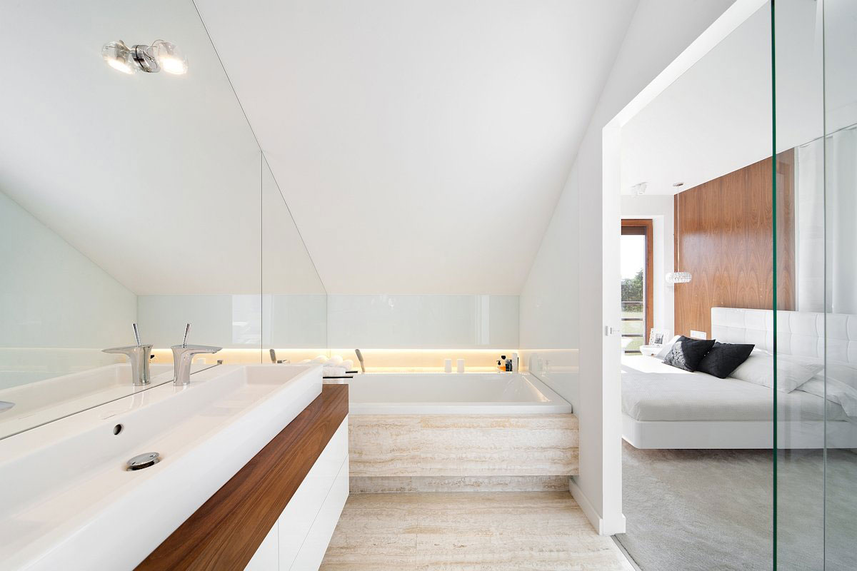 A Spacious and Luminous House of Elegant Simplicity in Mikolów, Poland by Widawscy Studio Architektury (17)