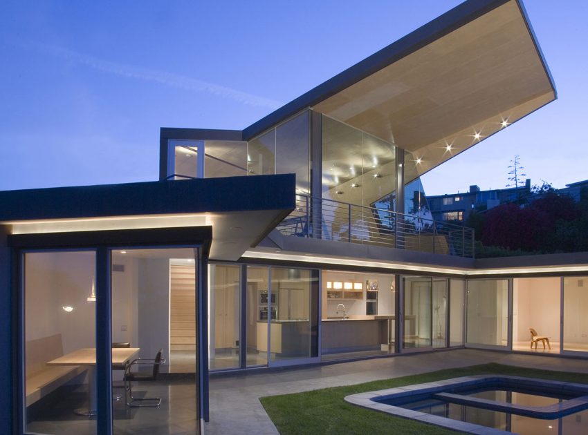 A Spectacular Asymmetrical Home with Beautiful City and Ocean Views in Brentwood by Patrick Tighe Architecture (9)