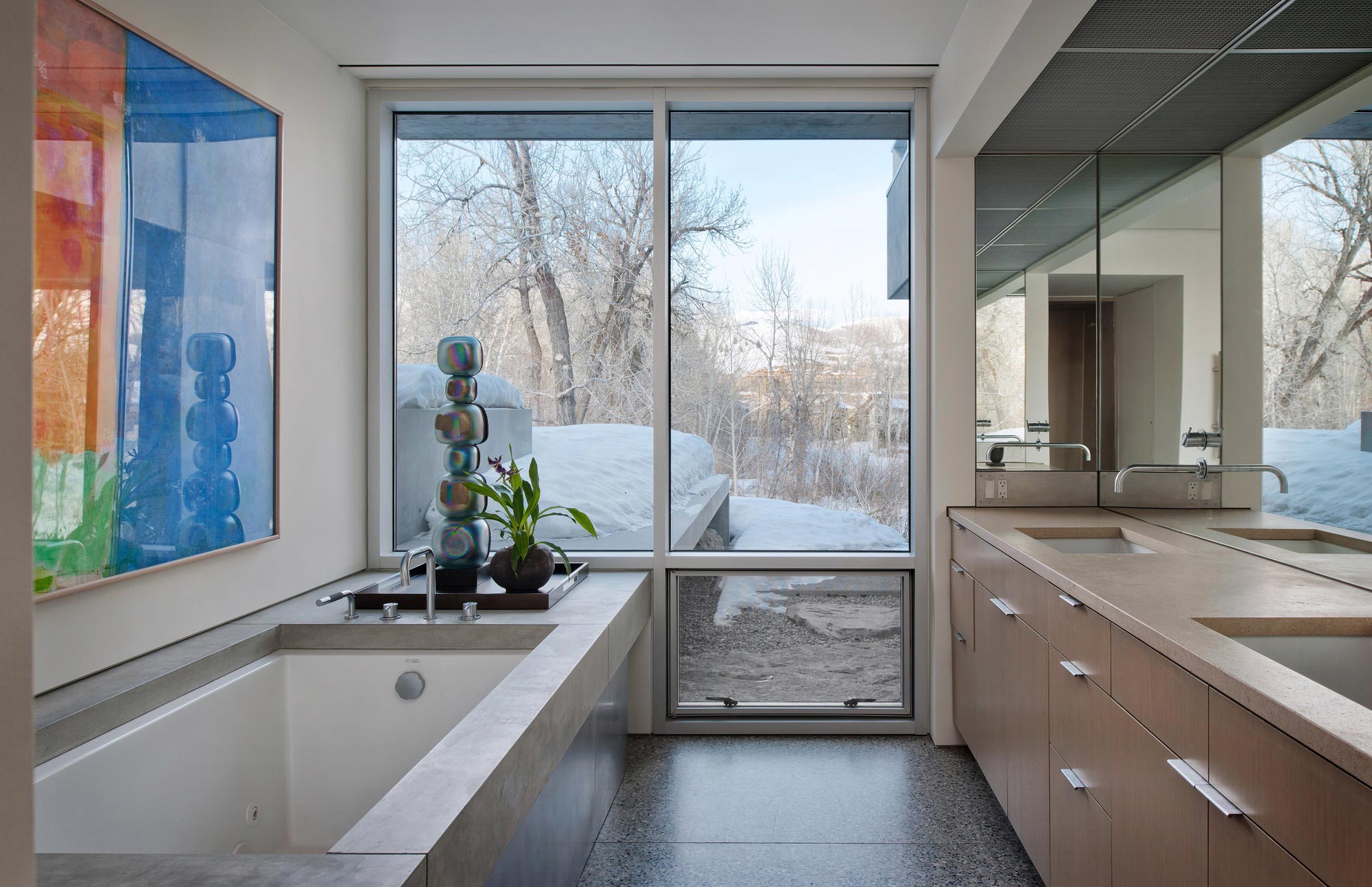 A Spectacular Concrete House Surrounded by Snow Filled Trees Mountain of USA by Suyama Peterson Deguchi (9)