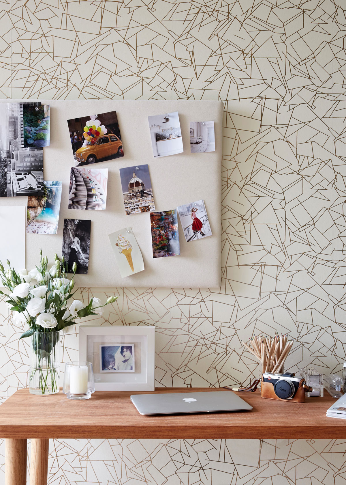 A Spectacular and Beautiful Modern House in the Middle of the Rainforest in Queensland by Jesse Bennett Architect (23)