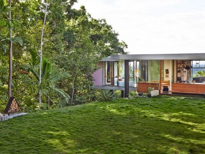 A Spectacular and Beautiful Modern House in the Middle of the Rainforest in Queensland by Jesse Bennett Architect (5)