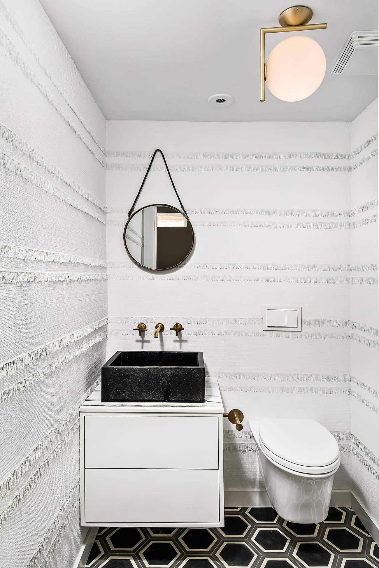 A Splendid Church Transformed into a Stunning Modern Family Home in Chicago by Linc Thelen Design (15)