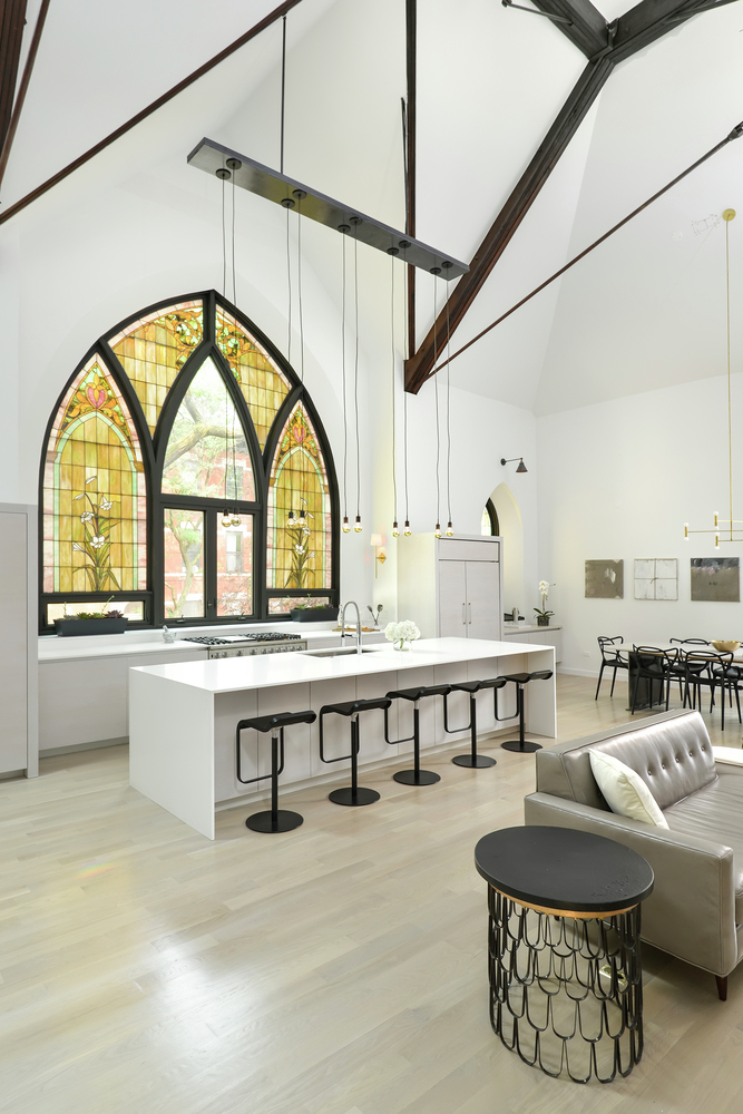 A Splendid Church Transformed into a Stunning Modern Family Home in Chicago by Linc Thelen Design (19)