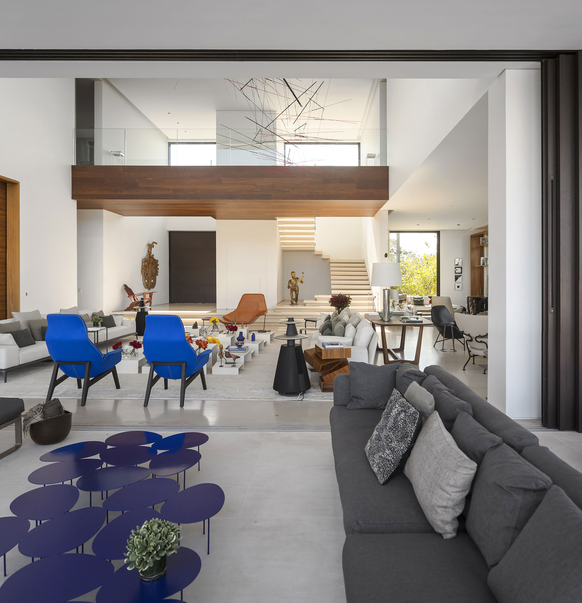 A Splendid Contemporary Home with Ample Terrace and Breathtaking Views in Alphaville by Fernanda Marques Arquitetos Associados (10)