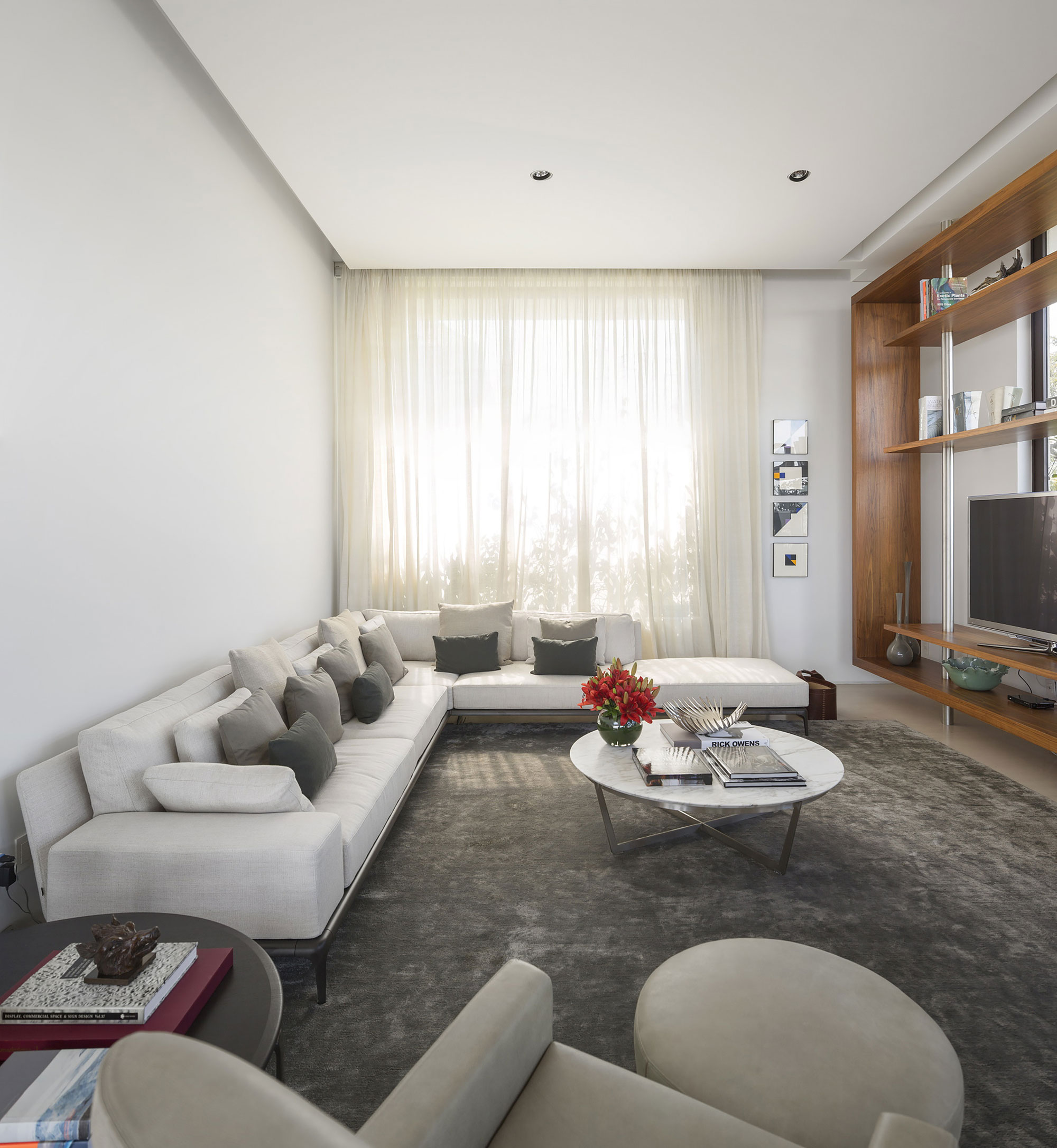 A Splendid Contemporary Home with Ample Terrace and Breathtaking Views in Alphaville by Fernanda Marques Arquitetos Associados (12)