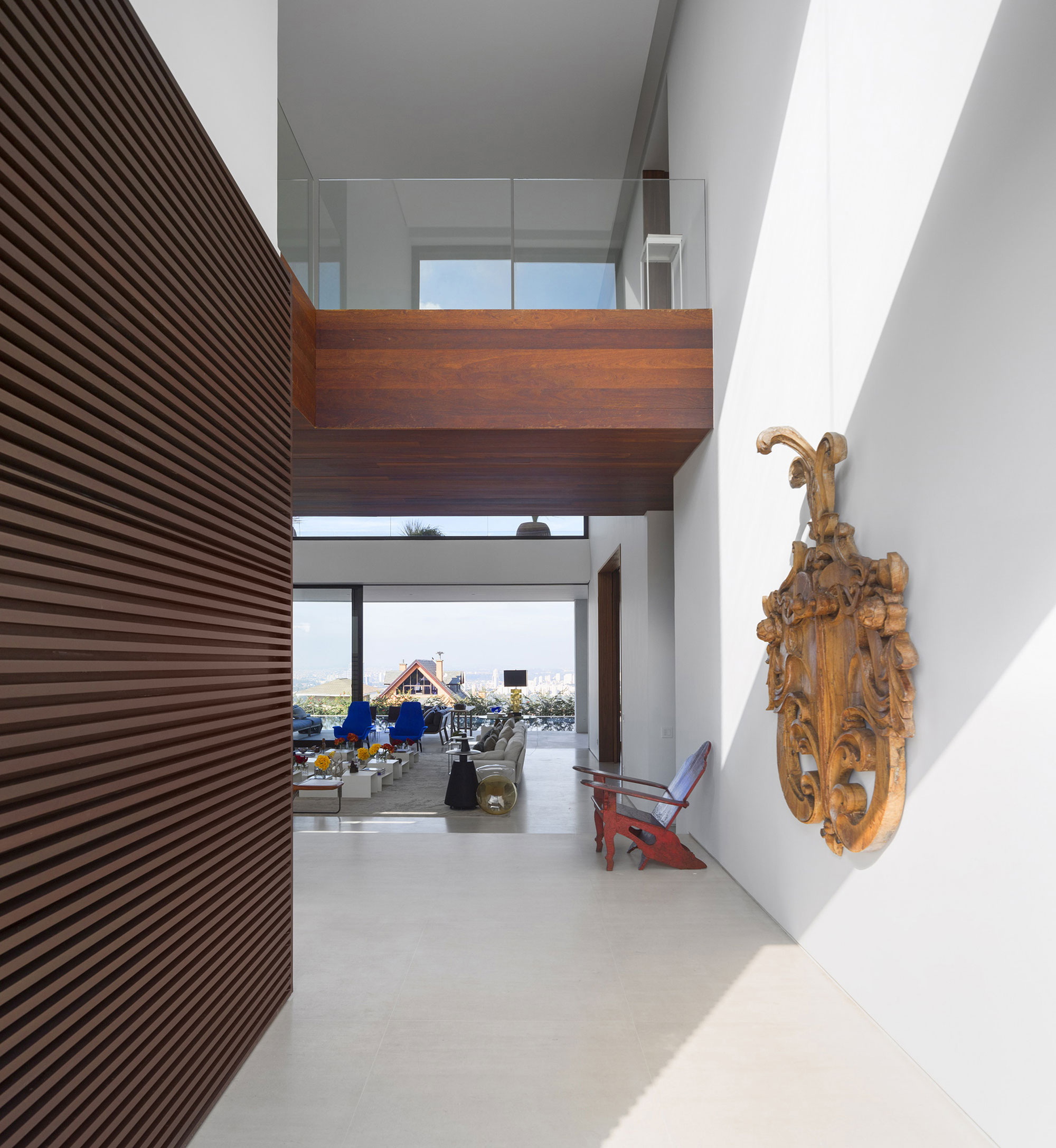 A Splendid Contemporary Home with Ample Terrace and Breathtaking Views in Alphaville by Fernanda Marques Arquitetos Associados (5)