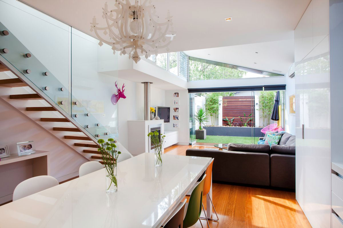 A Striking Contemporary Home Full of Transparency and Light in Elsternwick by Sketch Building Design (3)