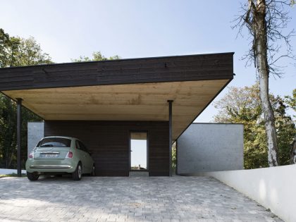 A Striking Contemporary Home with Glass Facades in Montmorency, France by A+B architectes dplg (5)