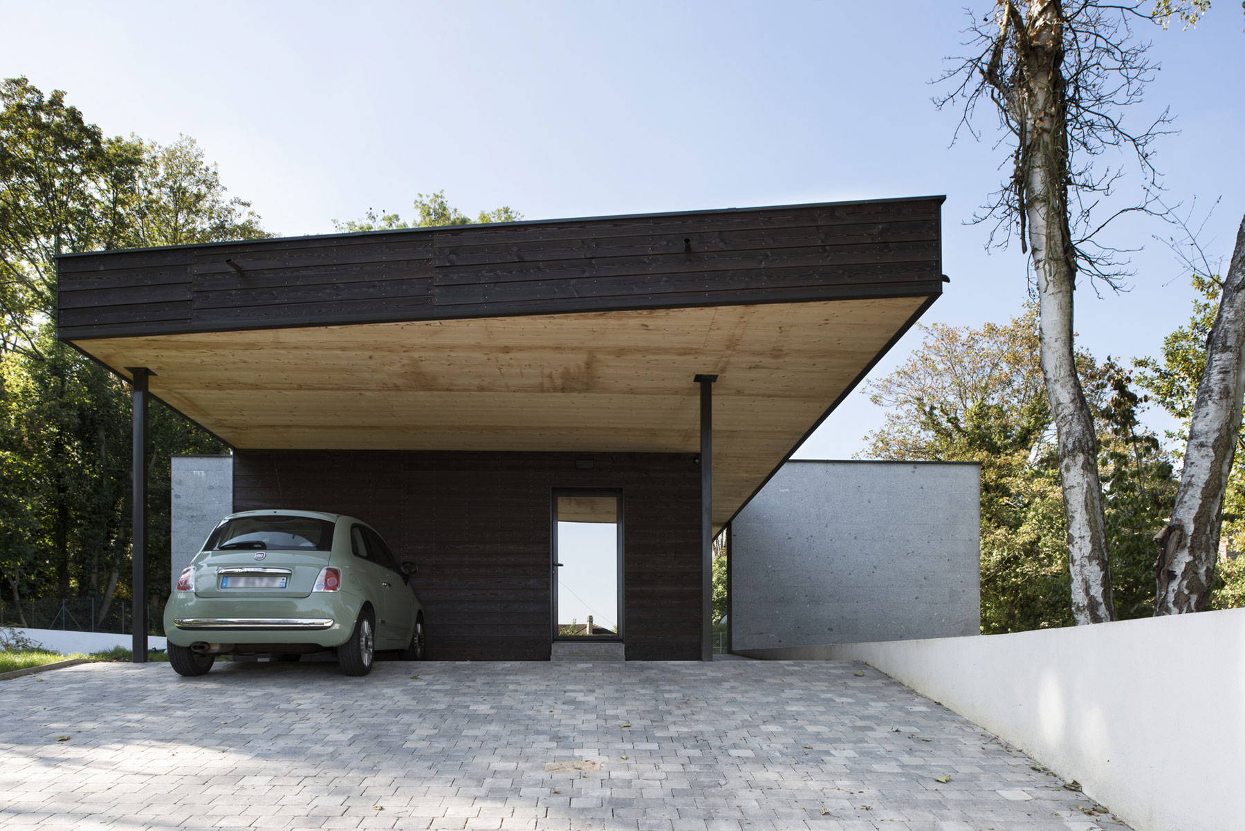 A Striking Contemporary Home with Glass Facades in Montmorency, France by A+B architectes dplg (5)