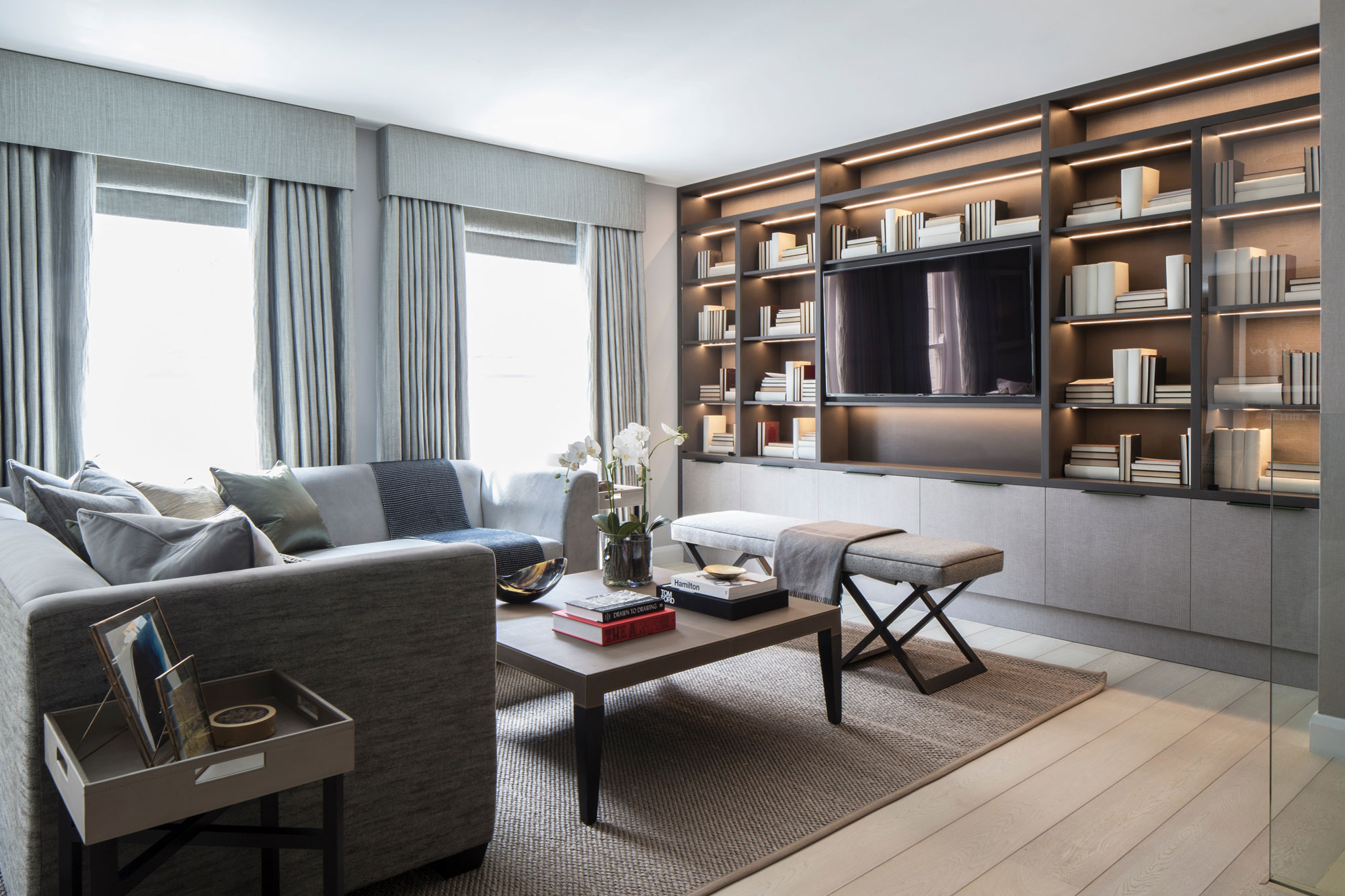 A Striking and Exquisite Contemporary Home in London, England by Roselind Wilson Design (1)