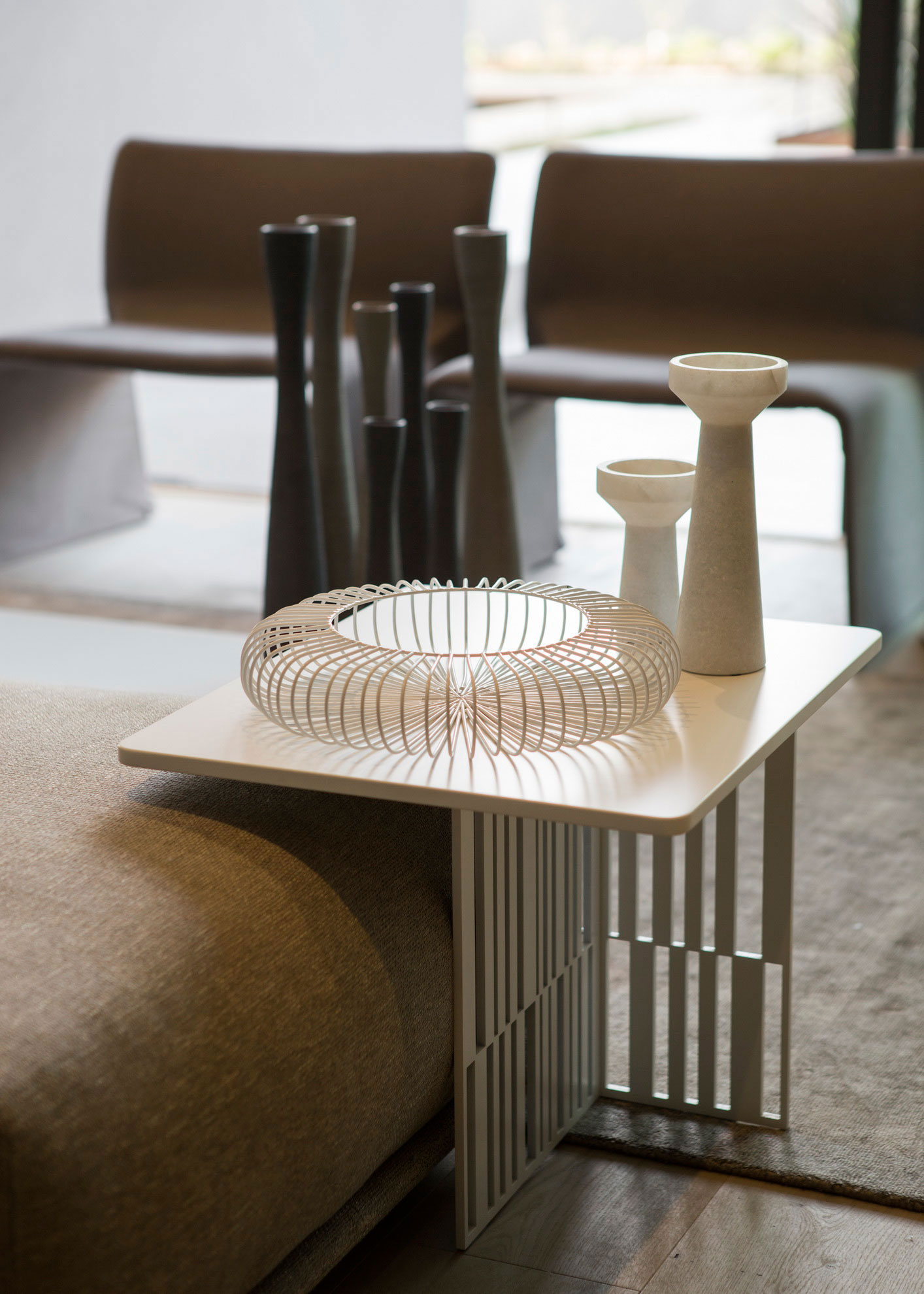 A Striking and Luminous Modern House with Elegant and Practical Family Environment in Johannesburg by Nico van der Meulen Architects (21)