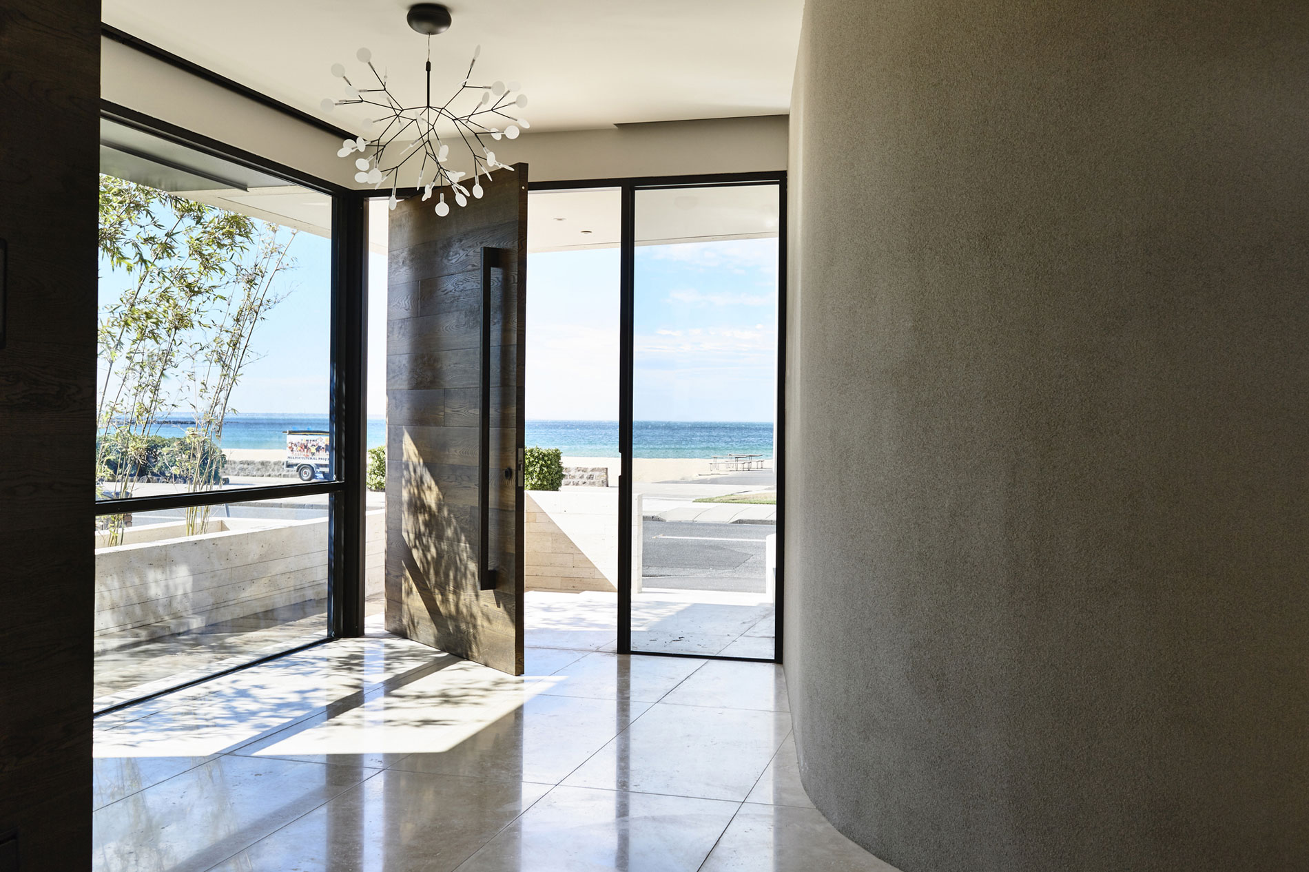 A Stunning Coastal Home with Panoramic Sea Views in Williamstown by Steve Domoney Architecture (5)