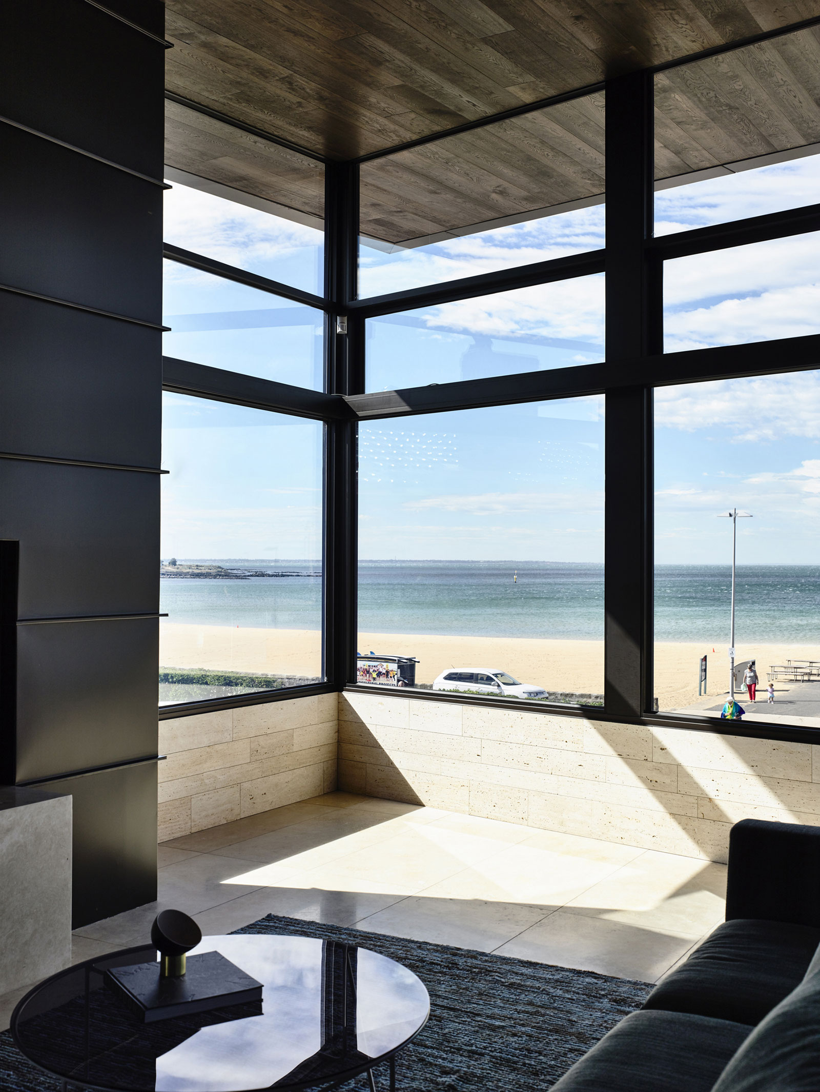 A Stunning Coastal Home with Panoramic Sea Views in Williamstown by Steve Domoney Architecture (7)
