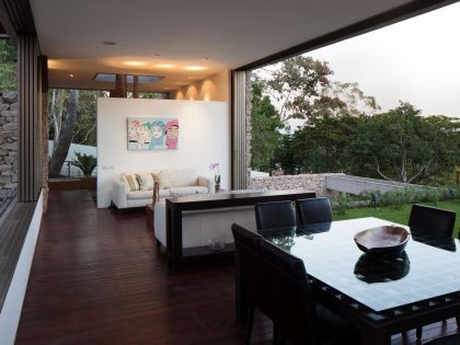 A Stunning Contemporary Home with Lavish Garden and Pool in El Salvador by Cincopatasalgato (10)