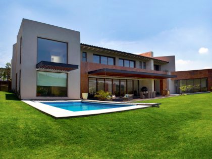 A Stunning Contemporary Home with Wonderful Views in Mexico City
