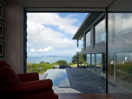 A Stunning Family Home with Large Courtyard and Infinity Pool in Guernsey, Channel Islands by Jamie Falla Architecture (6)