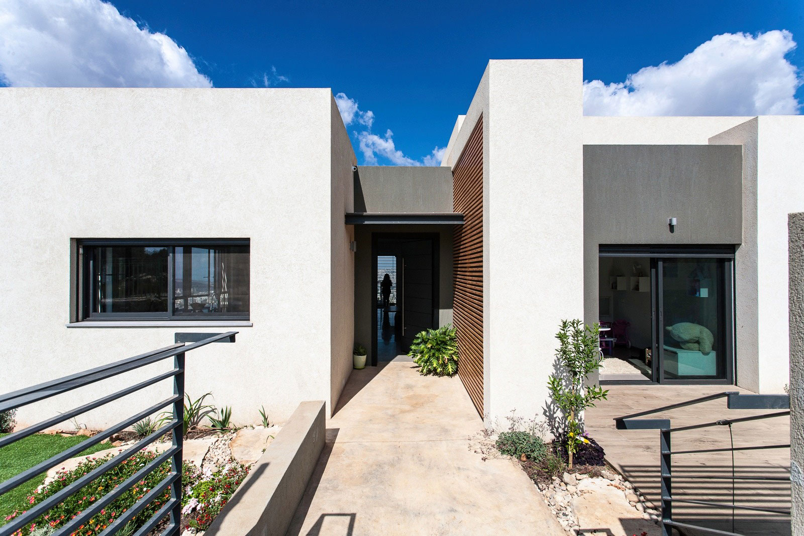 A Stunning Modern Home Perched on Top of a Rocky Hill Overlooking the Mountains in Mikhmanim, Israel by SaaB Architects (11)