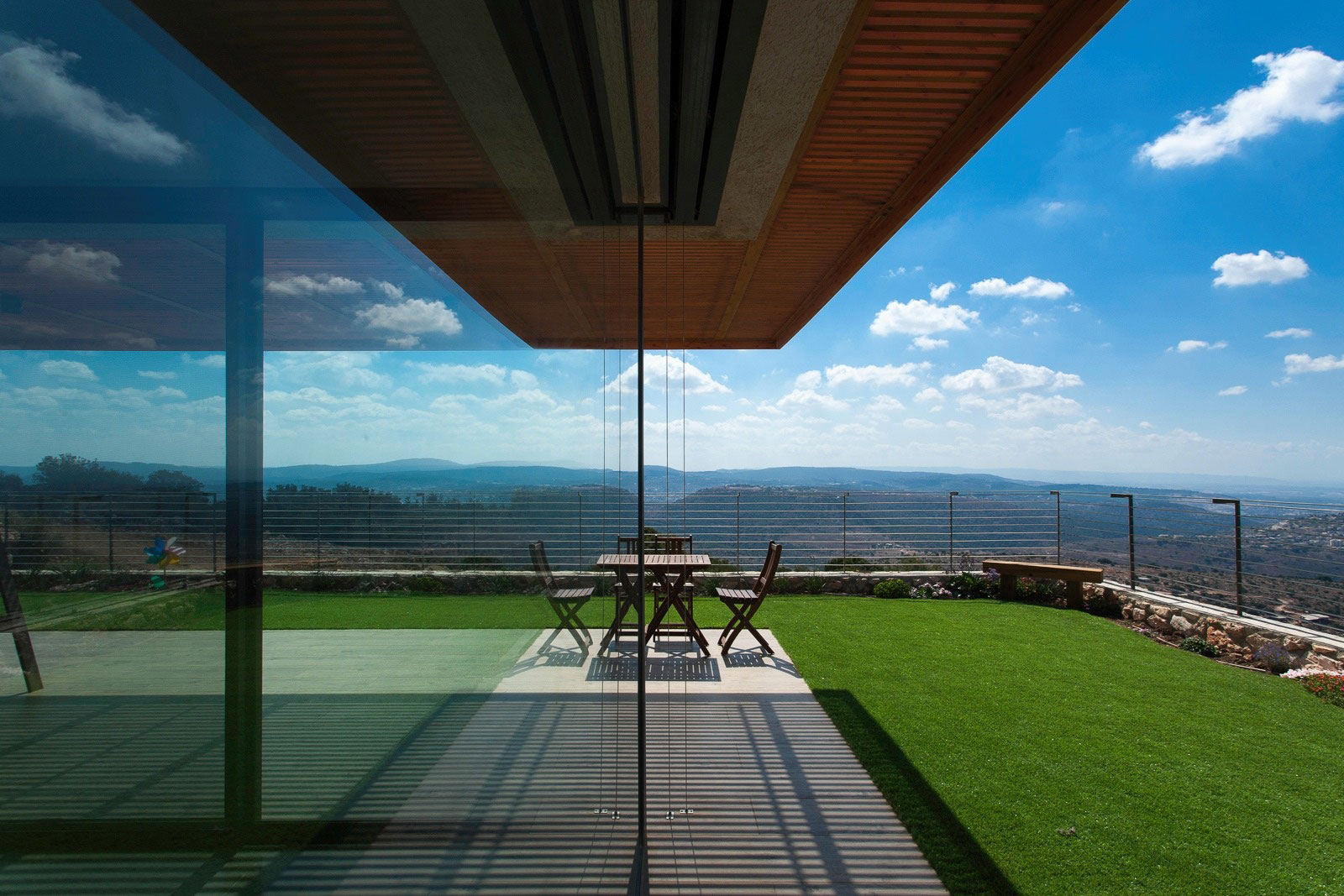 A Stunning Modern Home Perched on Top of a Rocky Hill Overlooking the Mountains in Mikhmanim, Israel by SaaB Architects (5)
