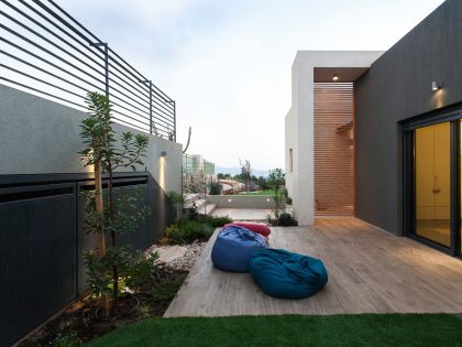 A Stunning Modern Home Perched on Top of a Rocky Hill Overlooking the Mountains in Mikhmanim, Israel by SaaB Architects (9)