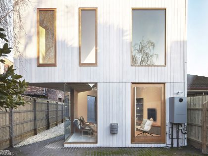 A Stunning Modern Home with Unique and Unconventional Layouts in Richmond