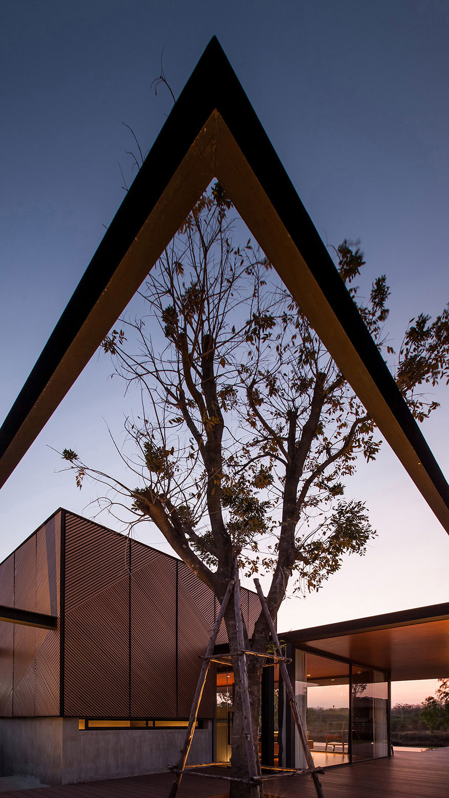 A Stunning Modern House with Gorgeous Inner Courtyards in Pak Chong District by IDIN Architects (24)