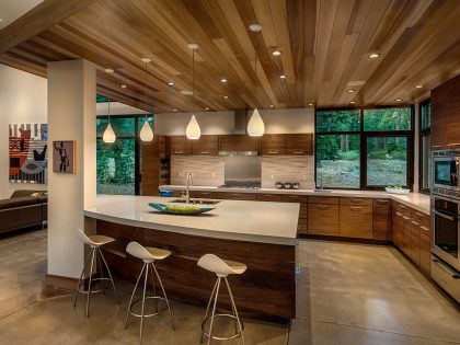 A Stunning Mountain Home with Modern Twist in Truckee by Sage Architecture (11)