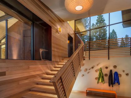 A Stunning Mountain Home with Modern Twist in Truckee by Sage Architecture (13)
