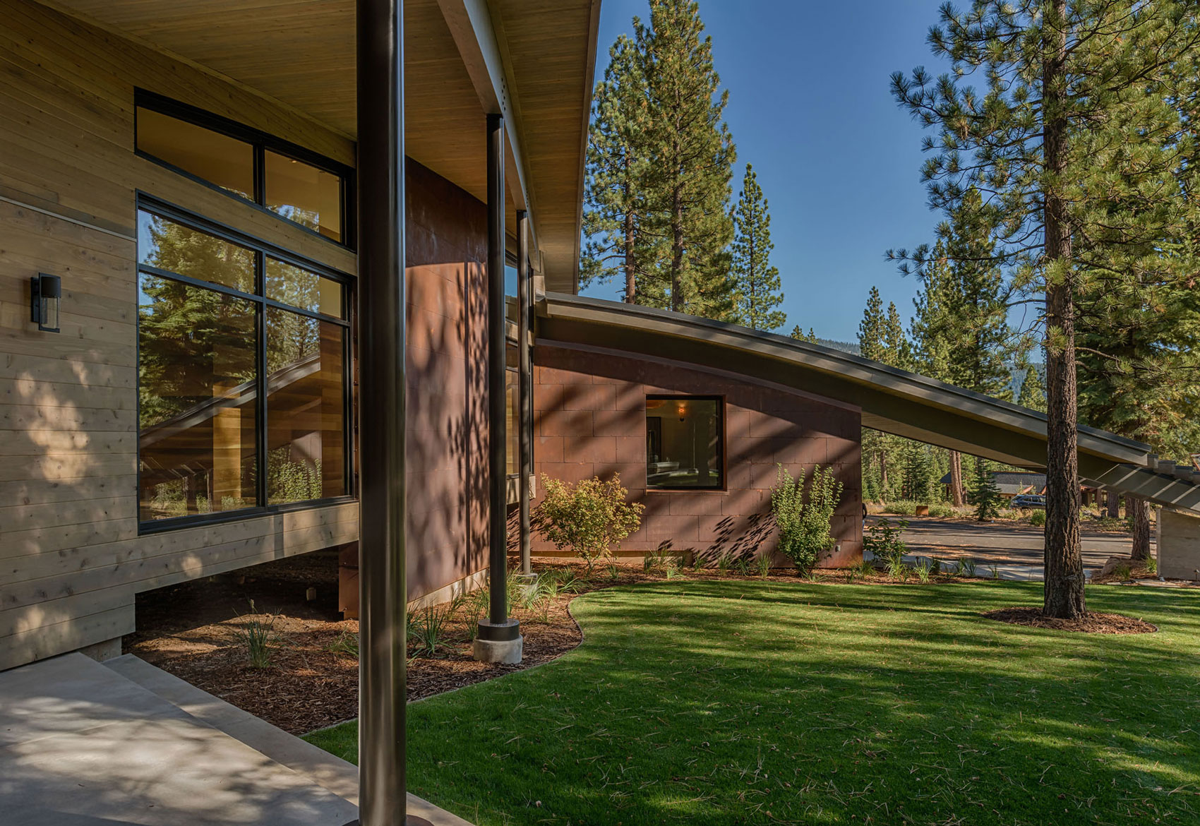 A Stunning Mountain Home with Modern Twist in Truckee by Sage Architecture (21)