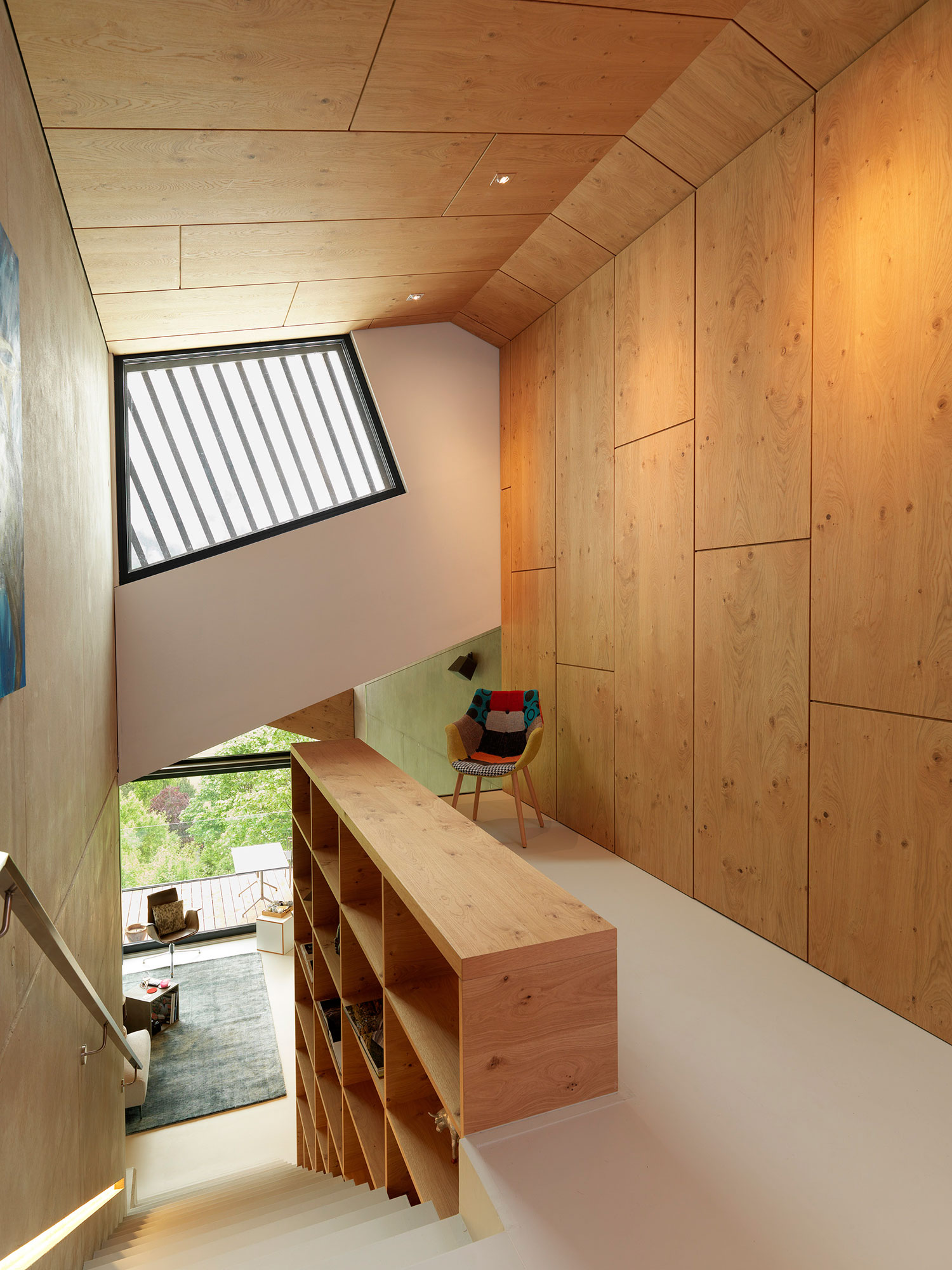 A Stunning Mountain House Nestled on the Hillside Overlooking the Austrian Alps in Austria by SoNo arhitekti (10)