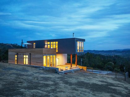 A Stunning and Elegant Contemporary Home Perched on the Hills of Cloverdale by Chris Pardo Design: Elemental Architecture & Method Homes (23)